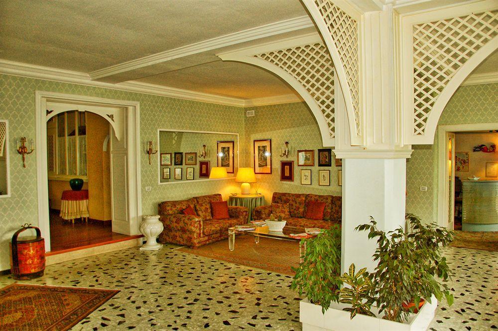 Hotel La Culla Del Lago Castel Gandolfo Buitenkant foto