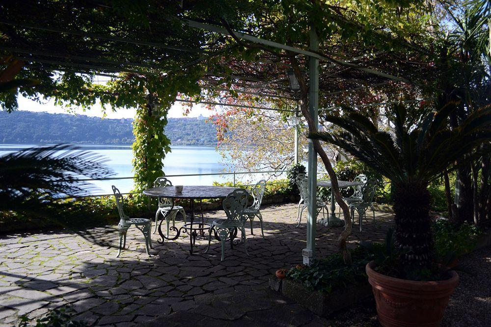 Hotel La Culla Del Lago Castel Gandolfo Buitenkant foto